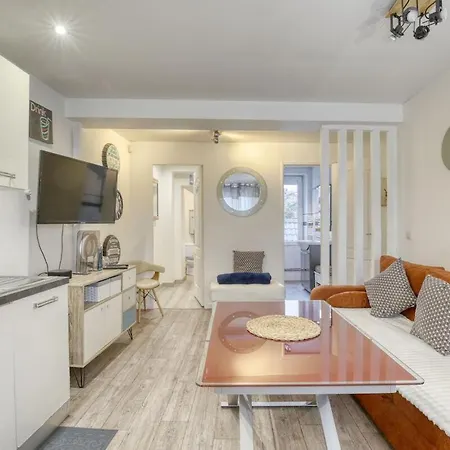 Apartmán Moderne & Sweet Roissy / Cdg / Paris / Asterix / Parc Expo
